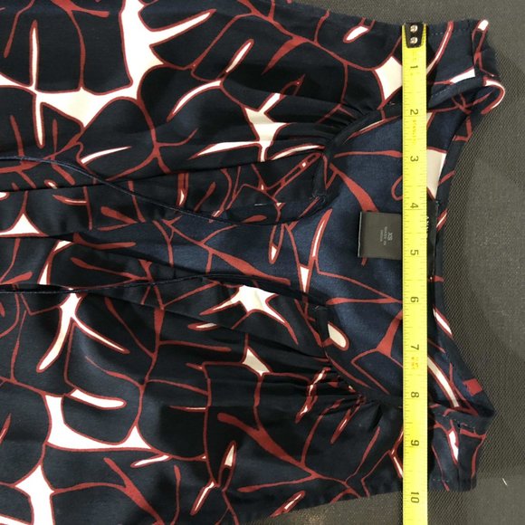 Ann Taylor V-neck Blouse - Picture 6 of 7